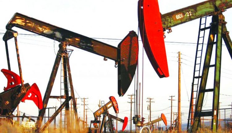 ايجابية جلسات خام النفط بفعل تراجع المخزونات التجارية في الولايات المتحدة