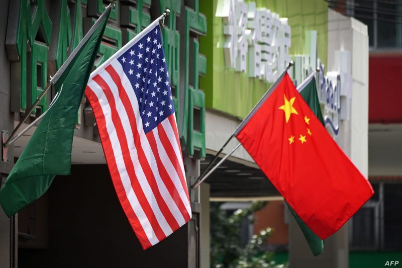 حظر الاستثمارات مع شركات صينية... قرار يشعل الحرب التجارية بين الولايات المتحدة وبكين