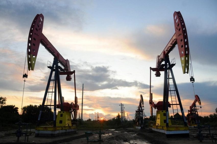 صعود أسعار خام برنت وسط ارتفاع آمال الطلب على النفط وإعلان "موديرنا" لقاح كورونا