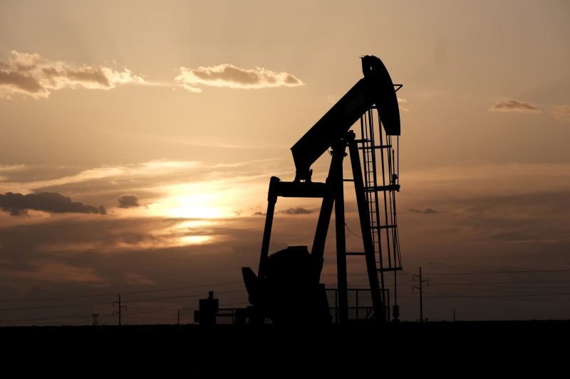 ارتفاع جلسة اسعار النفط الدولي في ظل ترقب حزم تحفيز اقتصادية جديدة
