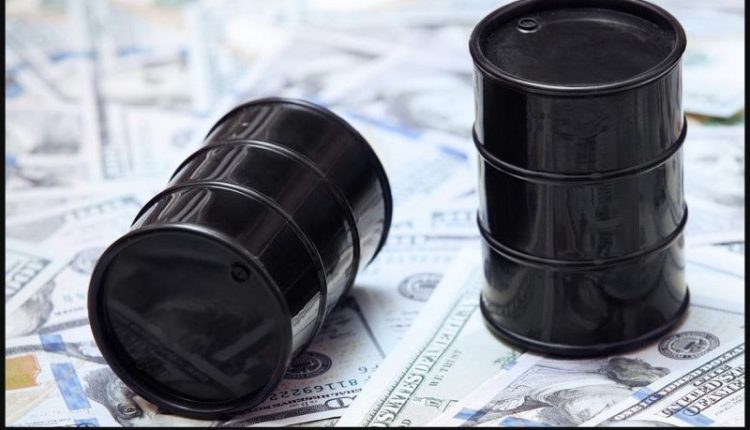 أزمة أوبك+ يدفع أسعار النفط للارتفاع ويعيق زيادة الانتاج