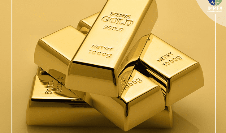 عقود أسعار الذهب تتراجع بفعل ارتفاع الدولار